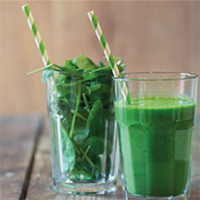 frullato super proteico con banana e spirulina